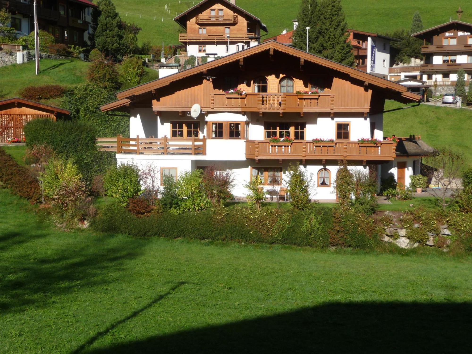 Landhaus Maria Finkenberg Bagian luar foto